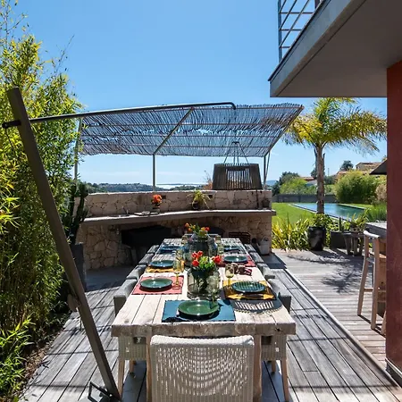 De Luxe Piscine Vue *